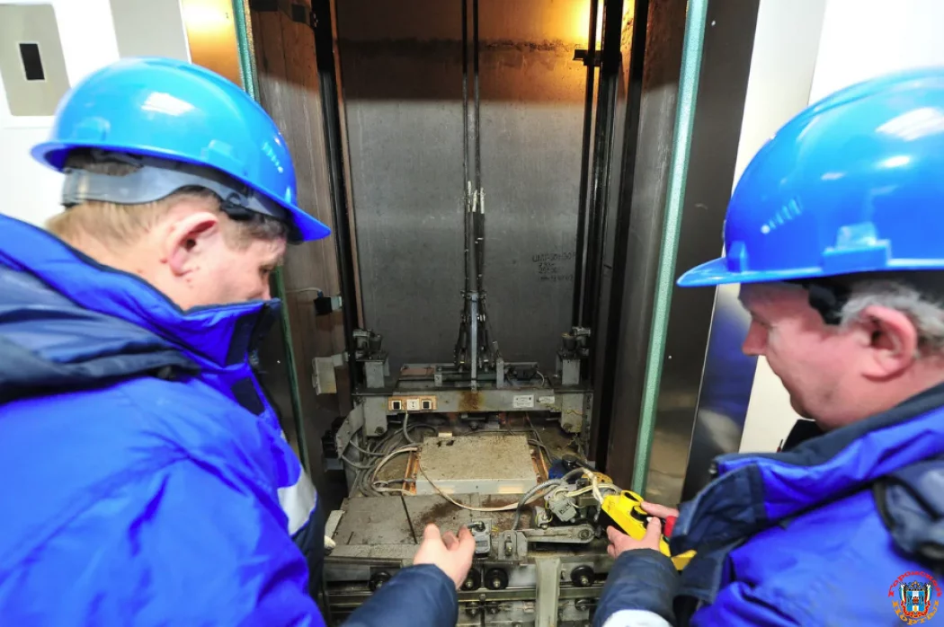 171 лифт за 2023 год отремонтировали в Ростовской области