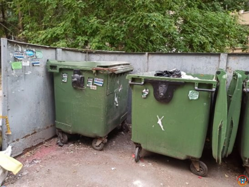На покупку нескольких мусорных баков в Ростове выделят 3,6 миллиона рублей