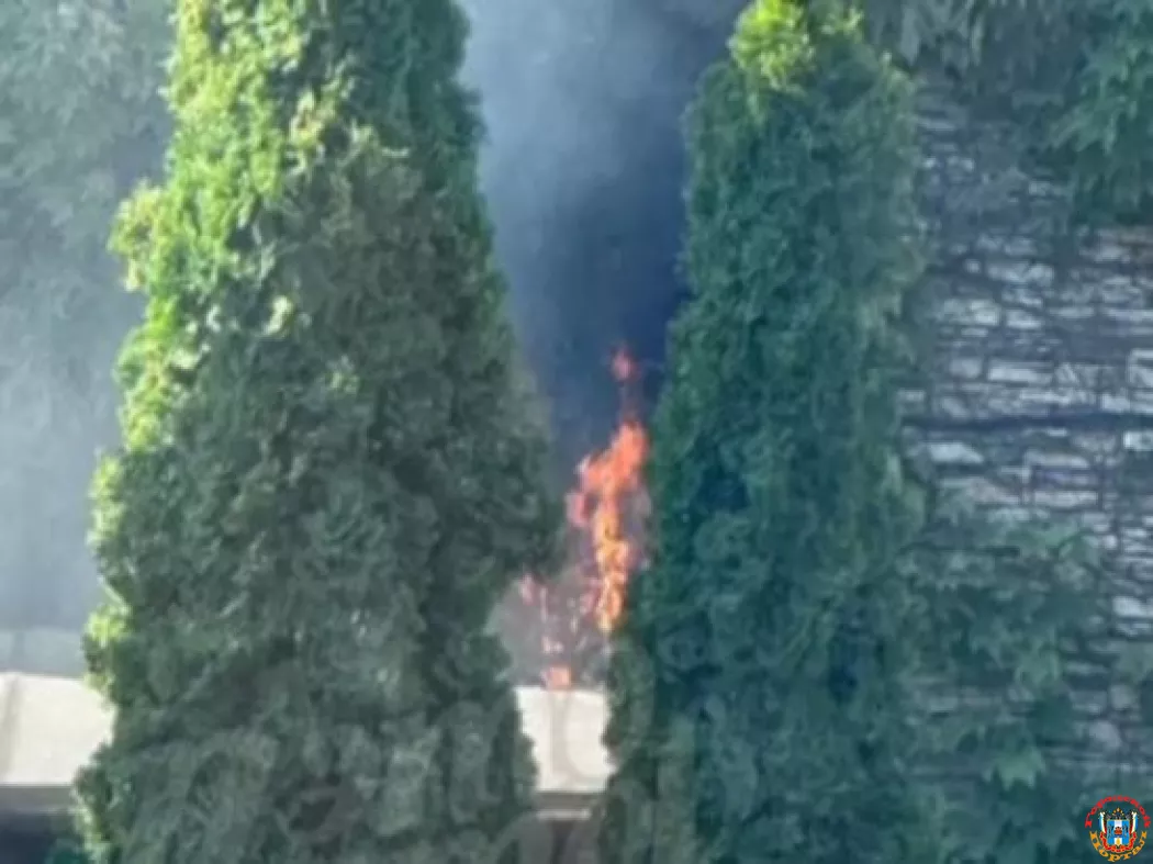 В Ростове в Нахичевани сгорел жилой дом
