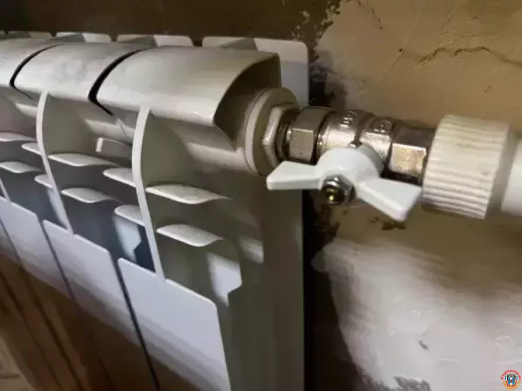 Без горячей воды и отопления остались жители двух районов в Ростове