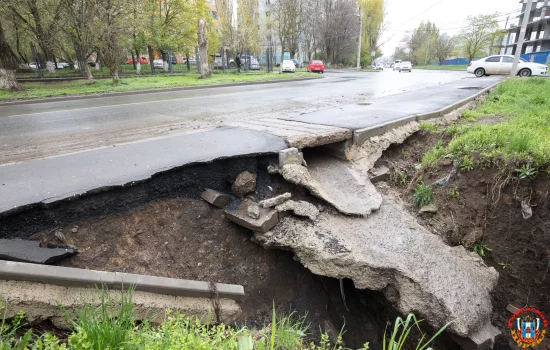 Контракт на реконструкцию ливневок в Ростове получила компания, переехавшая в Москву