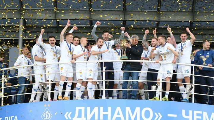 Киевское "Динамо" досрочно стало 16-кратным чемпионом Украины