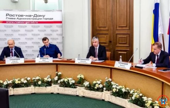 Алексей Логвиненко: Снег и наледь в Ростове будут убирать свыше 200 единиц техники