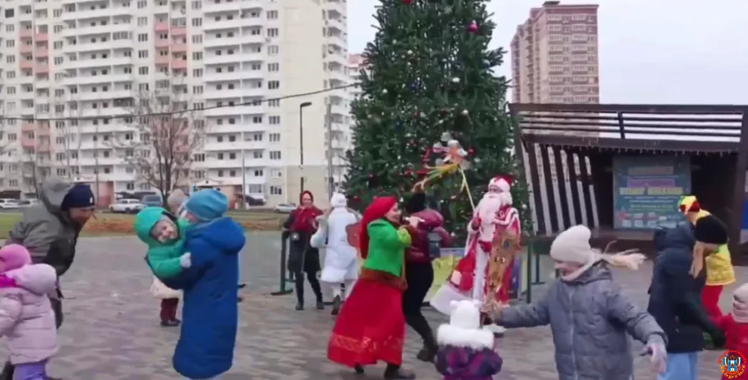 В ростовских парках прошли традиционные рождественские гуляния с песнями и хороводами