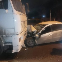Таксист и его 15-летний пассажир пострадали в аварии в Ростове-на-Дону