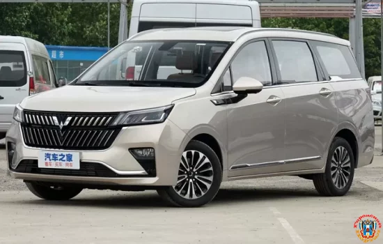В Россию приехал недорого одноклассник Ford Galaxy и Volkswagen Sharan