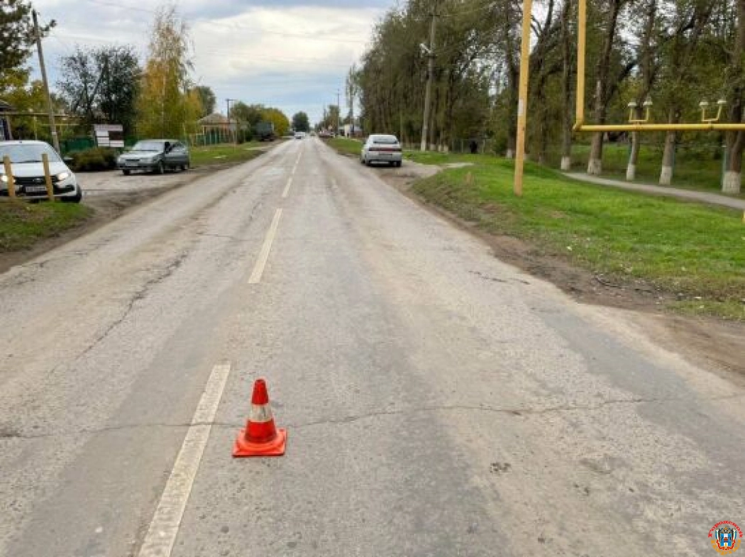В Ростовской области 13-летняя девочка попала под колеса легковушки