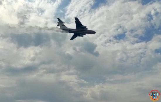 Пожар в Усть-Донецком районе тушат 450 человек и авиация