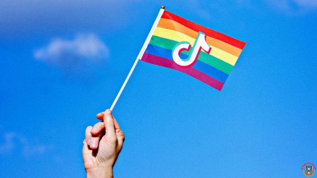 TikTok оштрафовали за ЛГБТ-пропаганду, а Twitch – за фейки