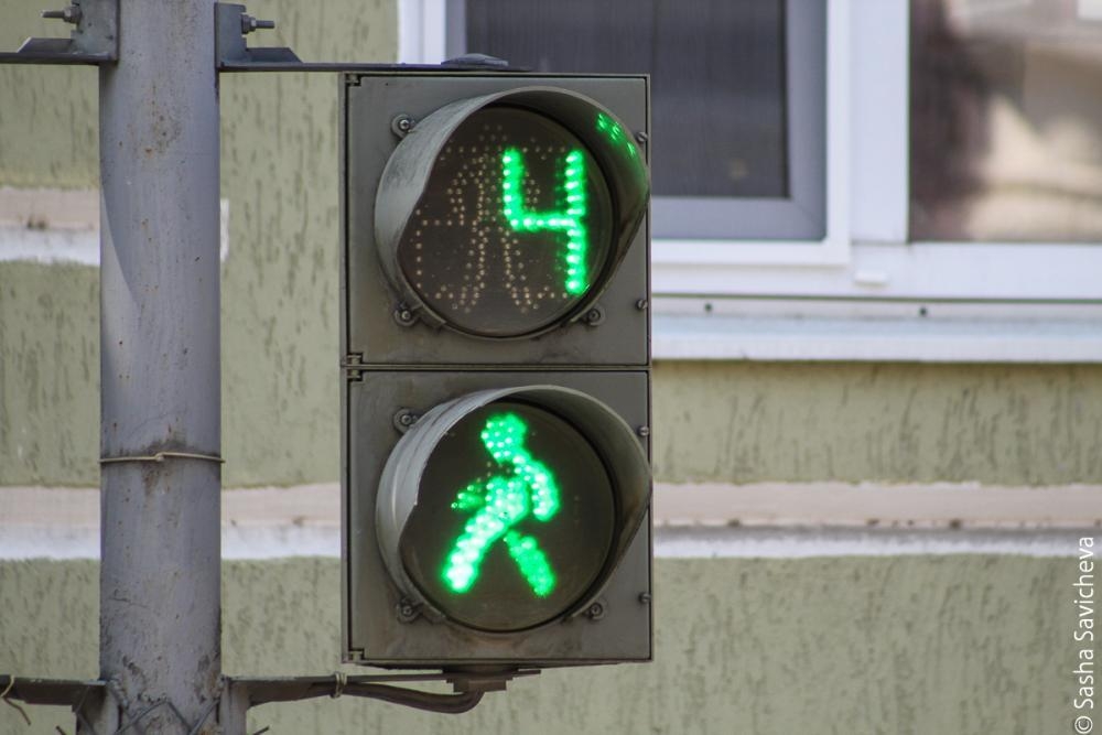 После жалоб ростовчан в городе отрегулировали несколько светофоров
