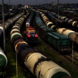 Движение поездов заметили на границе Ростовской области с Украиной