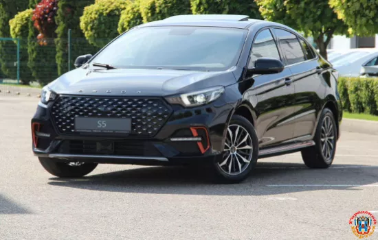 Тест-драйв OMODA S5: узнал, на что способен новый китайский седан