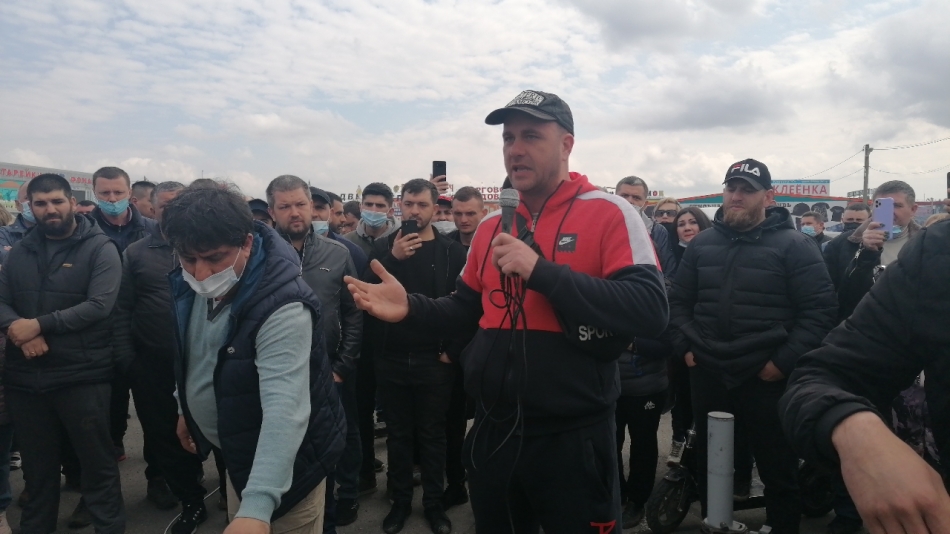 Стала известна официальная причина проверок на рынках под Ростовом Стала известна официальная причина проверок на рынках под Ростовом