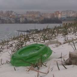 Посуда, трубочки и цветной пластик: что попадет под запрет