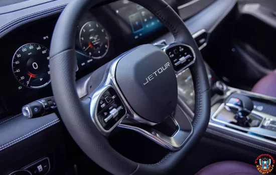 Jetour впервые ворвался в российский топ-10, а Lada установила недельный рекорд