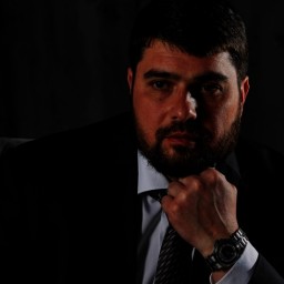 «Приведи армию своих фолловеров на избирательные участки, и ты на троне»: депутат гордумы Ростова — о том, почему не нужны выборы мэров