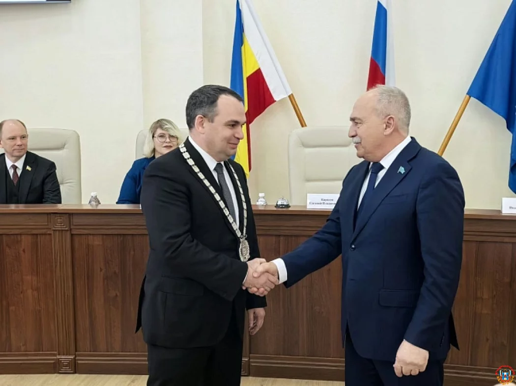 Из судей в мэры: Азов единогласно утвердил Ивана Головнева на посту главы города Из судей в мэры: Азов единогласно утвердил Ивана Головнева на посту главы города