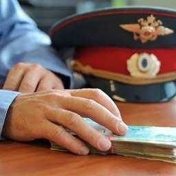 Экс-полицейский в Ростовской области пообещал наркоману "отмазать" его от тюрьмы за 150 тысяч рублей