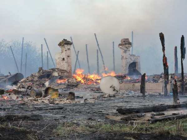 Пострадавшие ростовчане будут на свои деньги ремонтировать дома, сгоревшие 21 августа
