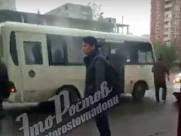 Жгучее желание пройтись на работу пешком вызвала «огонь-маршрутка» у ростовчан на видео
