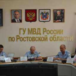 Сотрудники полиции провели совещание по обеспечению безопасности к первому сентября