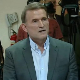 Медведчук после решения суда выступил с заявлением