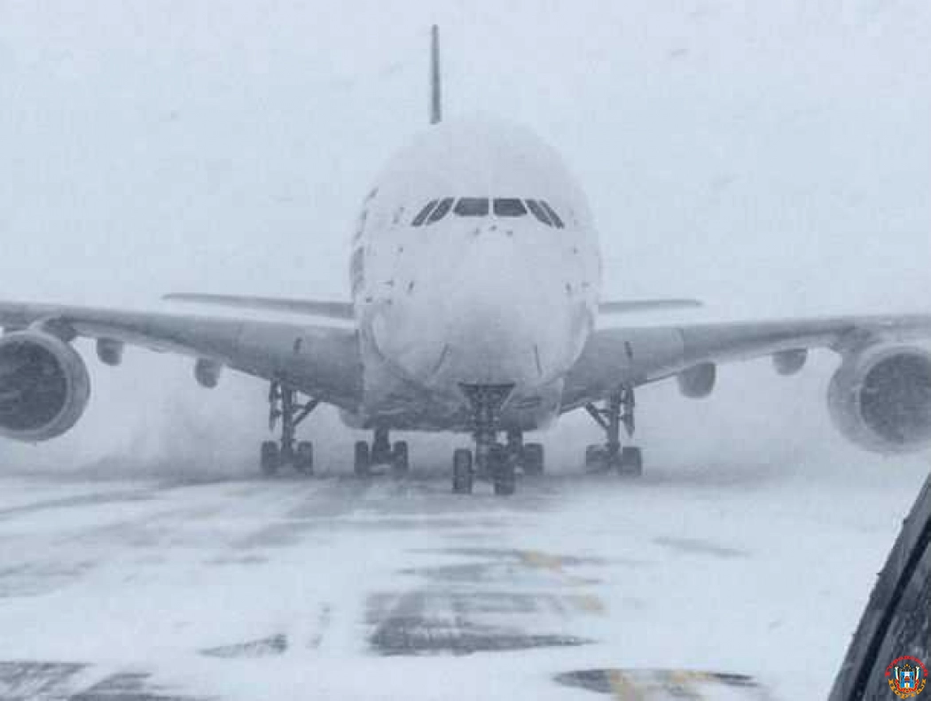 В страшную ледяную ловушку попали самолеты в аэропорту «Платов» в Ростове
