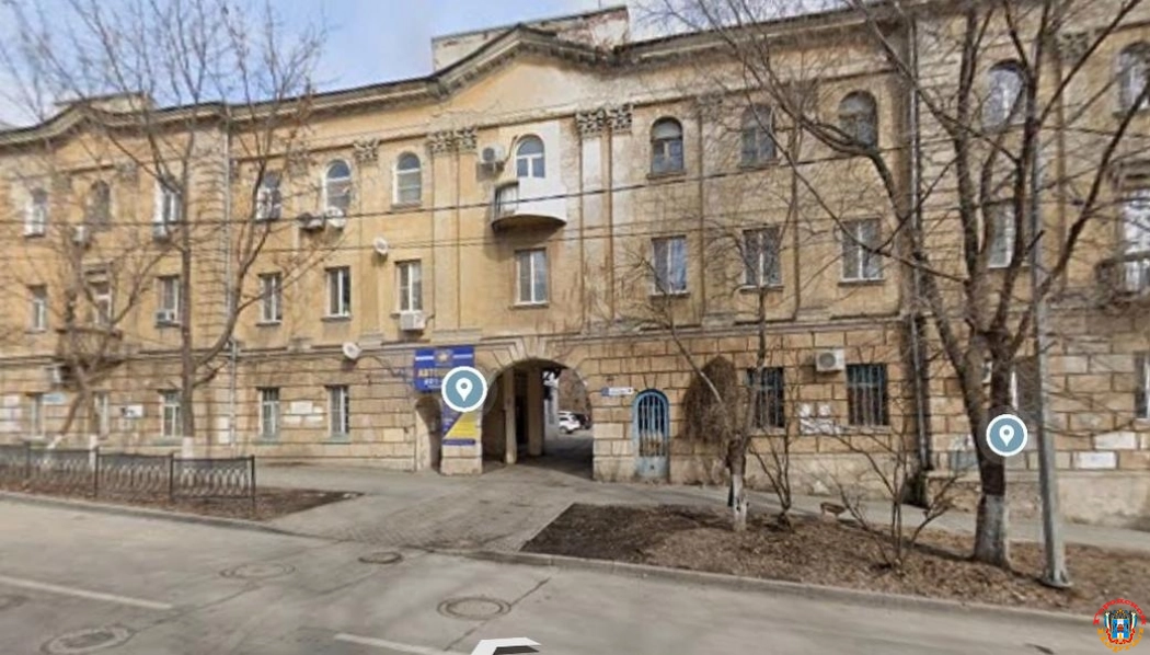 Разрушенную бойлерную в доме в центре Ростова объяснили аварийностью здания