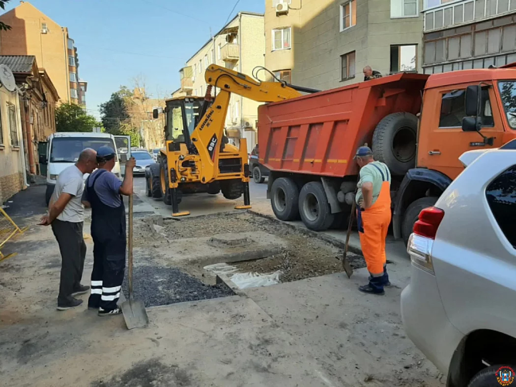 Горячую воду вернули в 737 домов Ростова: работы в оставшихся домах завершат до 7 августа