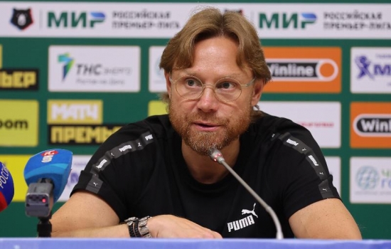 Валерий Карпин заявил, что у него «идет кровь из глаз» из-за низкой посещаемости матчей после введения Fan ID