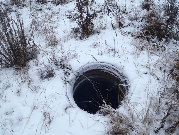 Под Ростовом малыш упал в канализационный люк глубиной три метра