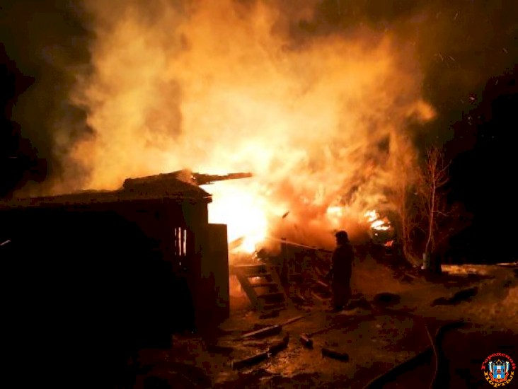 Пенсионерка погибла при пожаре в частном доме в Ростовской области