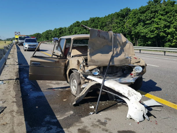 В страшной аварии на трассе М-4 «Дон» пострадали мама и четырехлетняя девочка