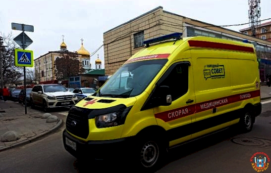 На Орбитальной в Ростове 17-летний юноша пострадал в массовом ДТП