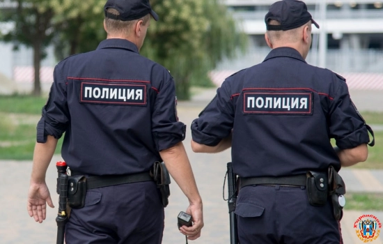В Таганроге полицейский во время проверки пистолета случайно подстрелил себя