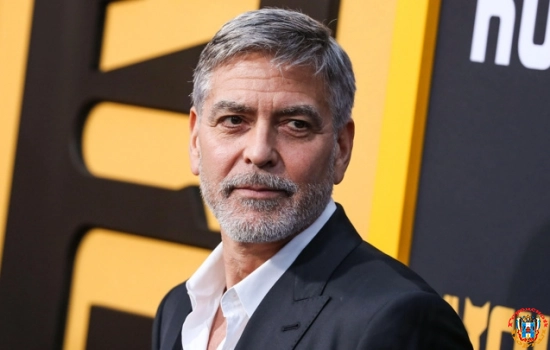 Джордж Клуни может предстать в роли Бэтмена во "Флэше"