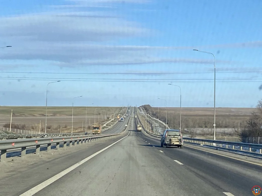 Трасса М-4 &laquo;Дон&raquo; встала в пробках под Шахтами: где объехать круглосуточный ремонт дорог