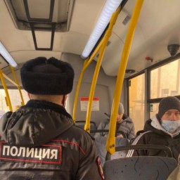 Во время проверки в Ростове нашли автобусы с холодными и грязными салонами