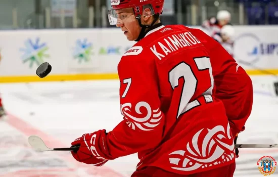 Состав ХК «Ростов» покидает форвард Даниил Калмыков