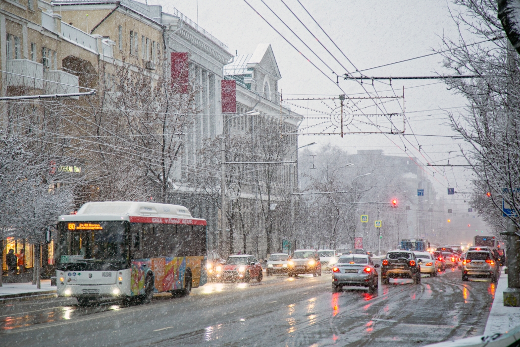 Снег и сильный ветер ожидаются в Ростове в воскресенье