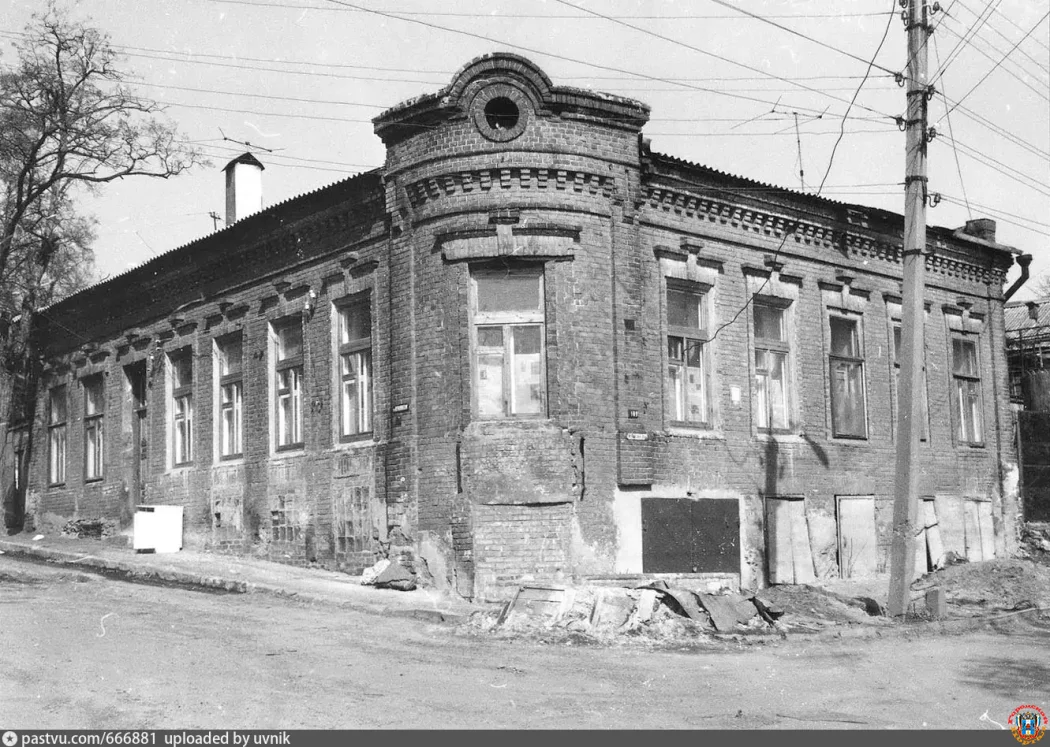 В Ростове на рынке недвижимости появились сразу несколько старинных особняков