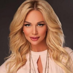 Бывшая жена Игоря Булатова заказала травлю в соцсетях ростовчанки Виктории Лопыревой