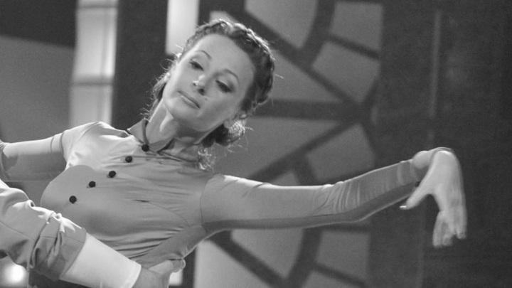 Звезда шоу "Танцы со звездами" Кристина Асмаловская умерла от COVID-19
