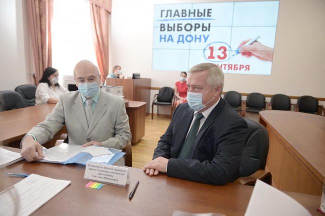 Василий Голубев подал документы для участия в губернаторских выборах