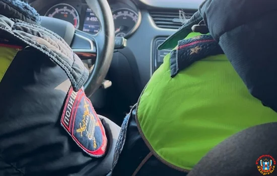 Бдительный ростовский таксист спас 1,2 млн рублей подростка-пассажира