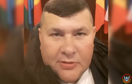 Экс-глава администрации Зимовников избежал наказания за финансовые махинации
