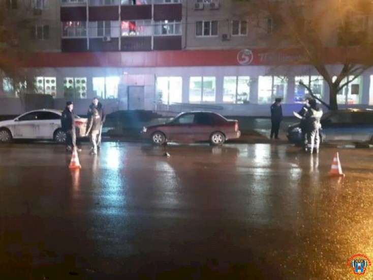 Автомобилист насмерть сбил 35-летнего мужчину в Ростове