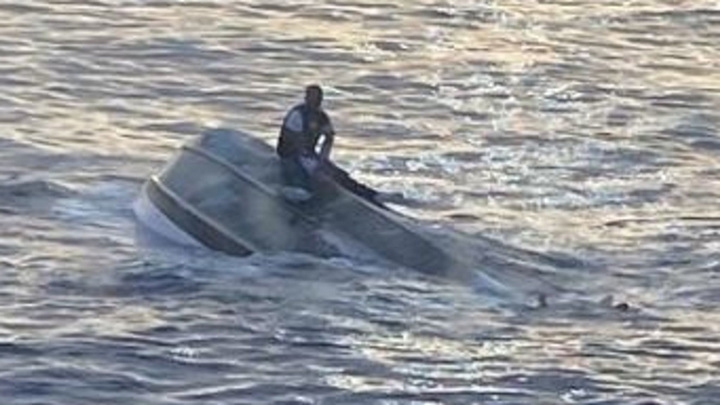 У берегов Флориды ищут пропавших пассажиров затонувшей лодки