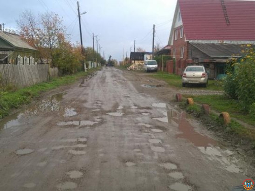 Грунтовые дороги в Советском районе Ростова остались без обещанного щебня из-за жалоб
