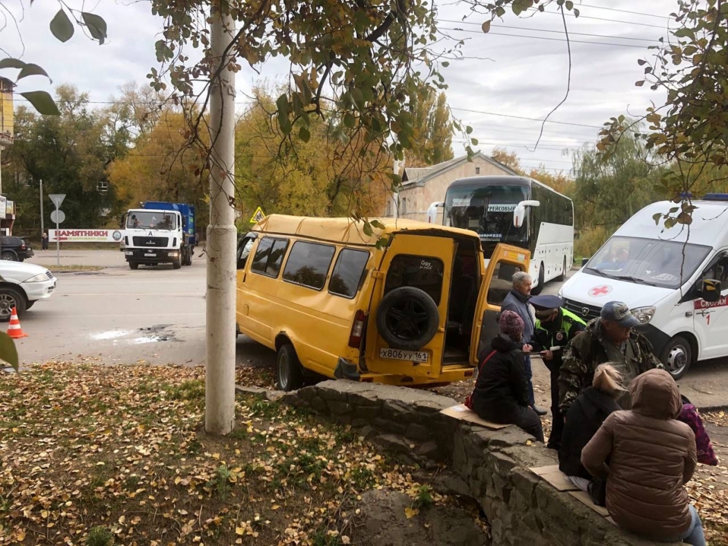 Число пострадавших в аварии с автобусами в Волгодонске увеличилось до восьми